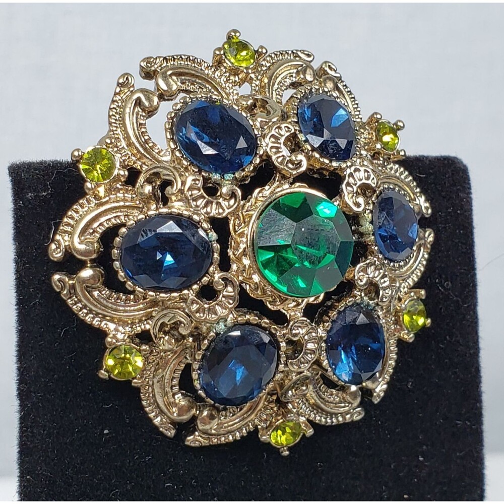 VTG Seqin Brand Dome Brooch Faceted Rhinestones Green Blue Gold Tone Open Work - Picture 8 of 16